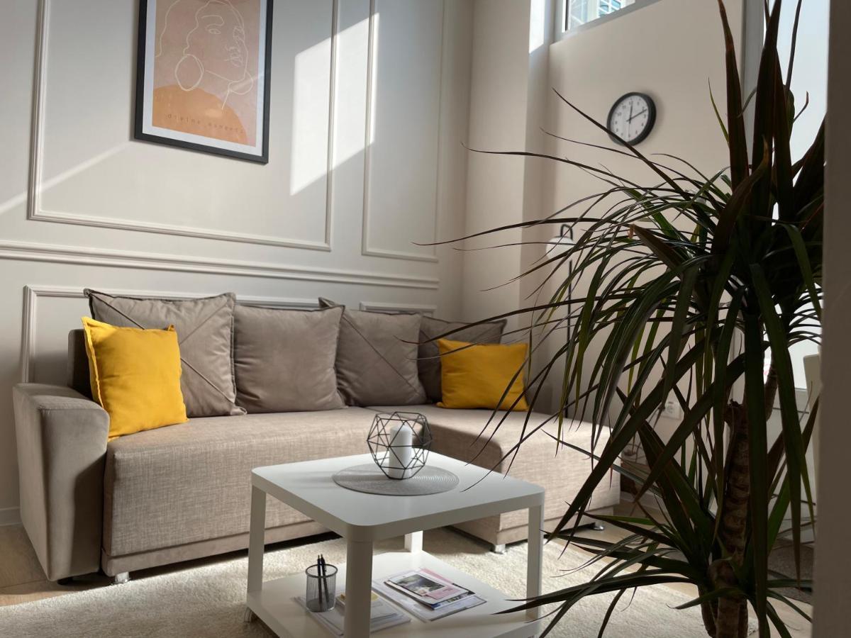סומבור Apartments Tema מראה חיצוני תמונה