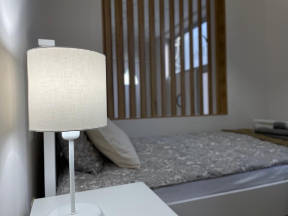 סומבור Apartments Tema מראה חיצוני תמונה