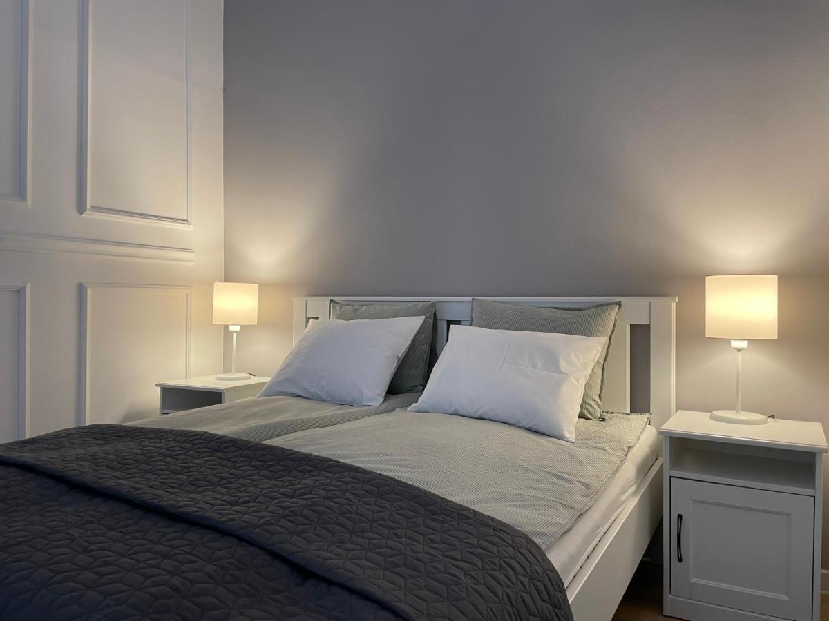 סומבור Apartments Tema מראה חיצוני תמונה