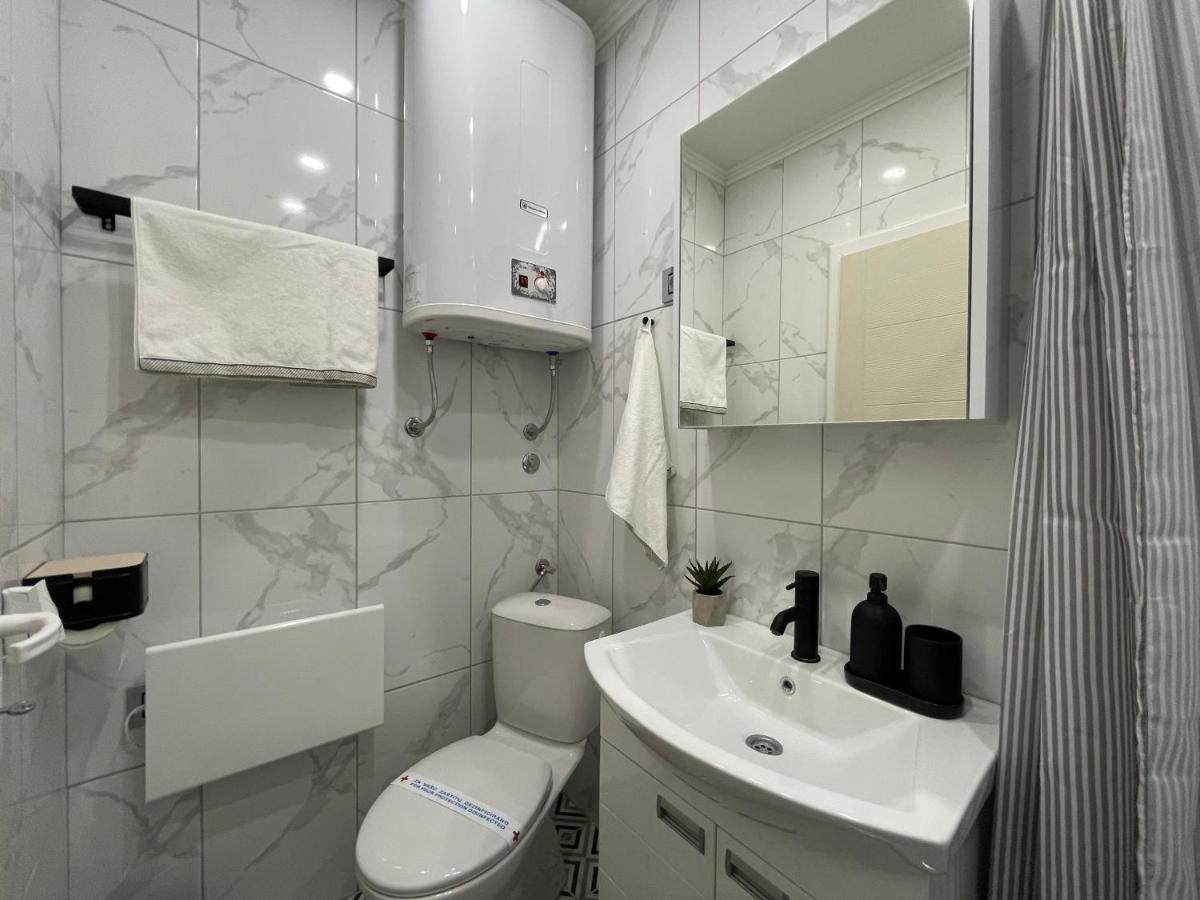 סומבור Apartments Tema מראה חיצוני תמונה