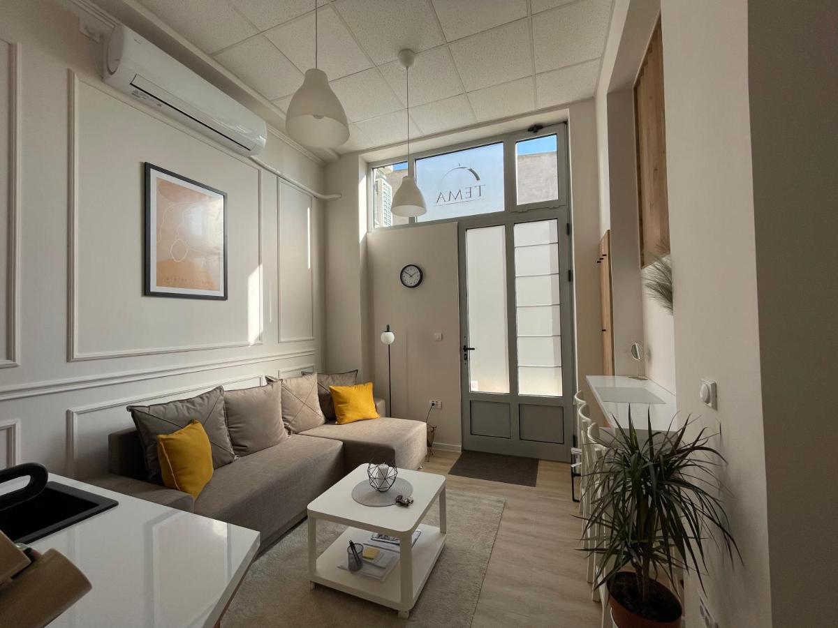סומבור Apartments Tema מראה חיצוני תמונה