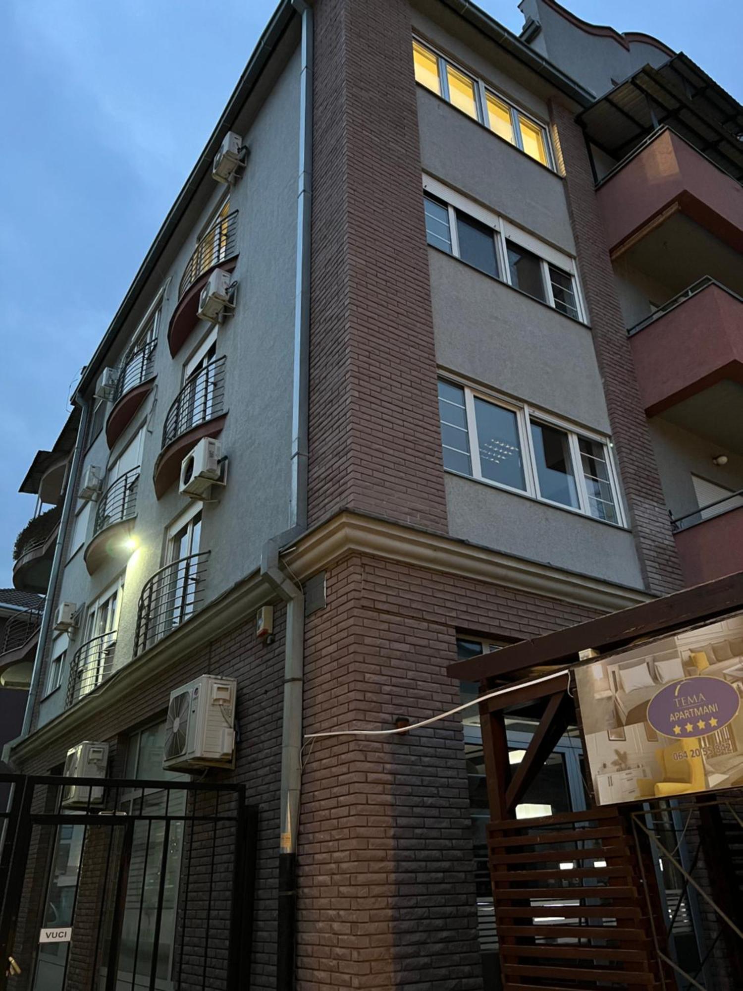 סומבור Apartments Tema מראה חיצוני תמונה
