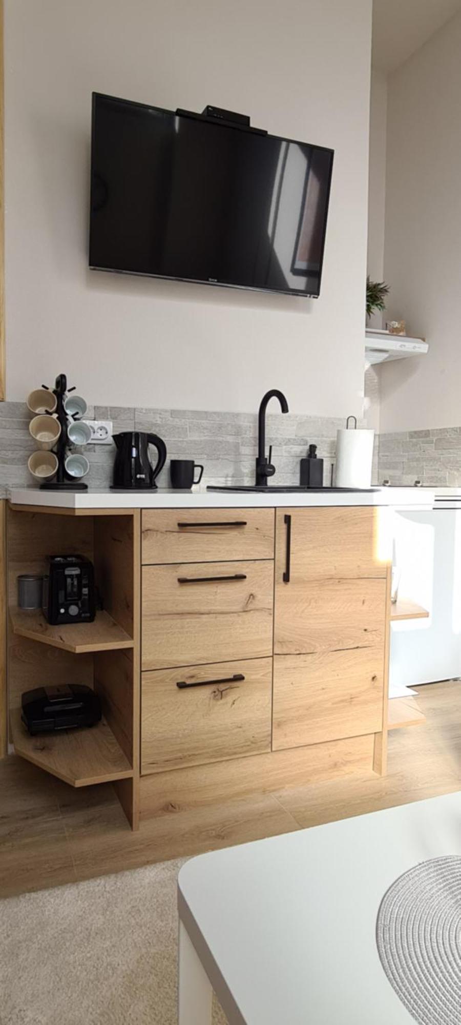סומבור Apartments Tema מראה חיצוני תמונה
